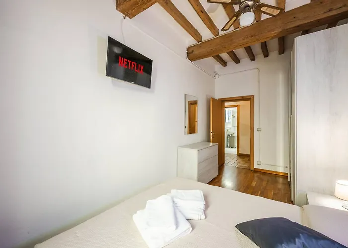 Binario 11 - Centro, Stazione, Netflix *